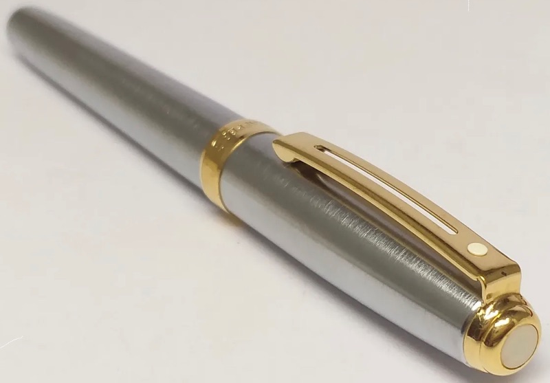 Photo 1 of SHEAFFER PRELUDE WHITE DOT