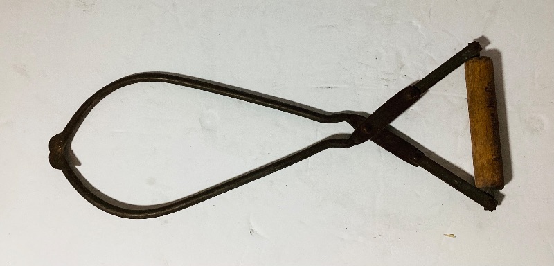 Photo 1 of VINTAGE ANTIQUE SCHORY & SCHELLHASE COAL ICE CARRIER TONGS