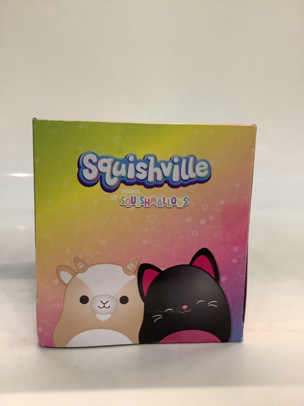 Photo 4 of Squishmallows Squishville! Star Student Mini Plush Set