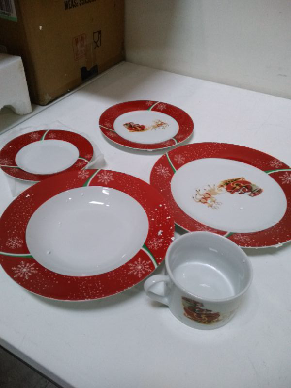 Photo 1 of VEWEET 30 Piece Christmas Dinner Set Cups and Plates