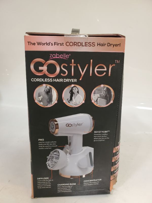 Photo 4 of CORDLESS WHITE BLOW-DRYER, RECHARGEABLE DUAL HEAT AND COOL 3 DIFFERENT ATTACHMENTS PIC DIFFUSER AND CONCENTRATOR NEW 