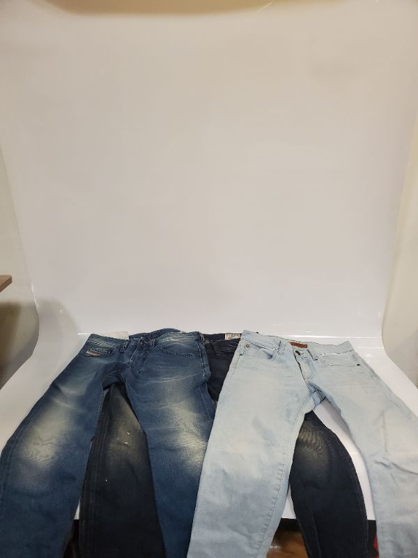 Photo 2 of 3PC MENS DENIM JEAN SET - 2 JEANS ARE SIZE 39W x 32L- 1 IS SIZE 30