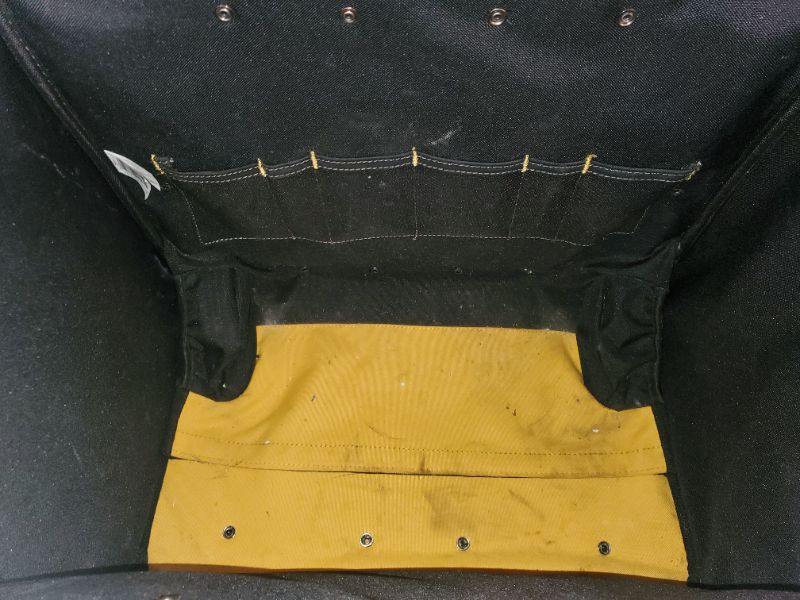 Photo 11 of Dewalt DGL571 Roller Tool Bag