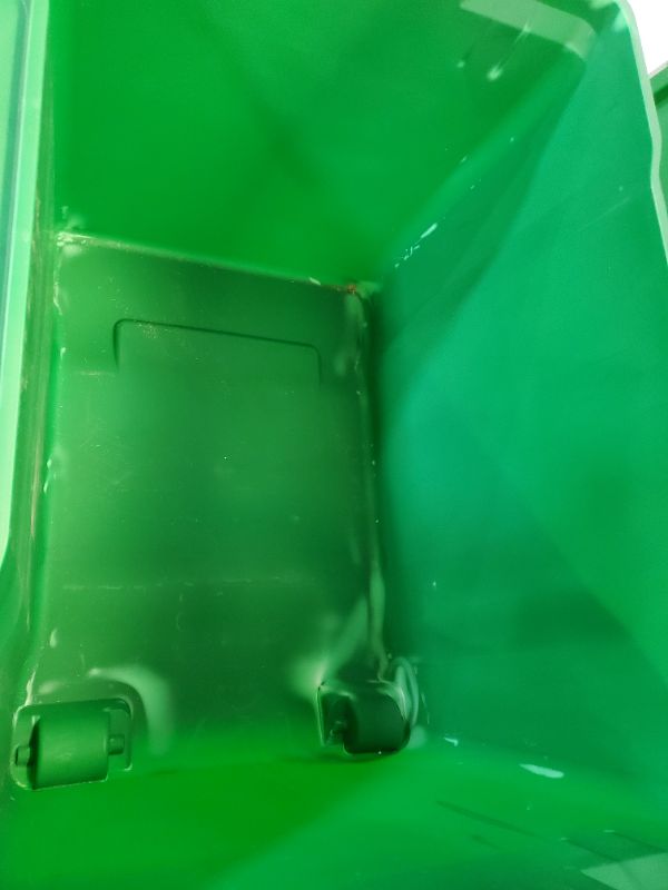 Photo 6 of 32gal Wheeled Latching Heavy Duty Tote- Green - Brightroom