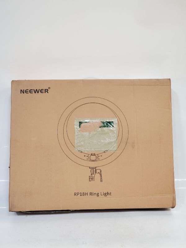 Photo 3 of NEEWER - RP18H Ring Light