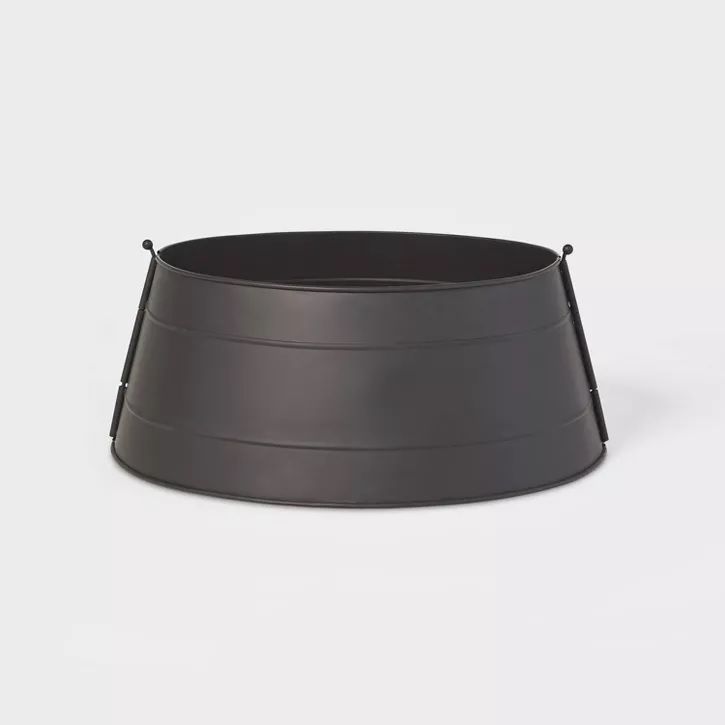 Photo 1 of 20" Metal Tree Collar Matte Black 