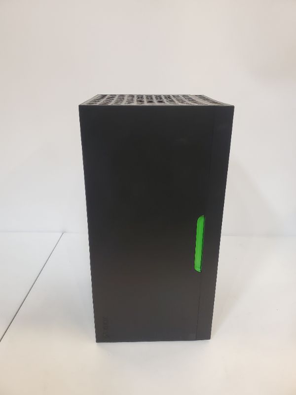 Photo 7 of Xbox Series X Replica Mini Fridge