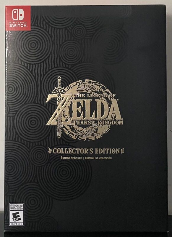 Photo 1 of The Legend of Zelda: Tears of the Kingdom Collectors Edition 