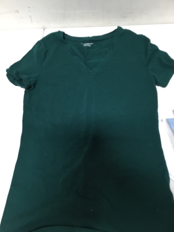 Photo 3 of 2 Pack Zenana Women's Basic V-Neck T-Shirts green&light blue size 