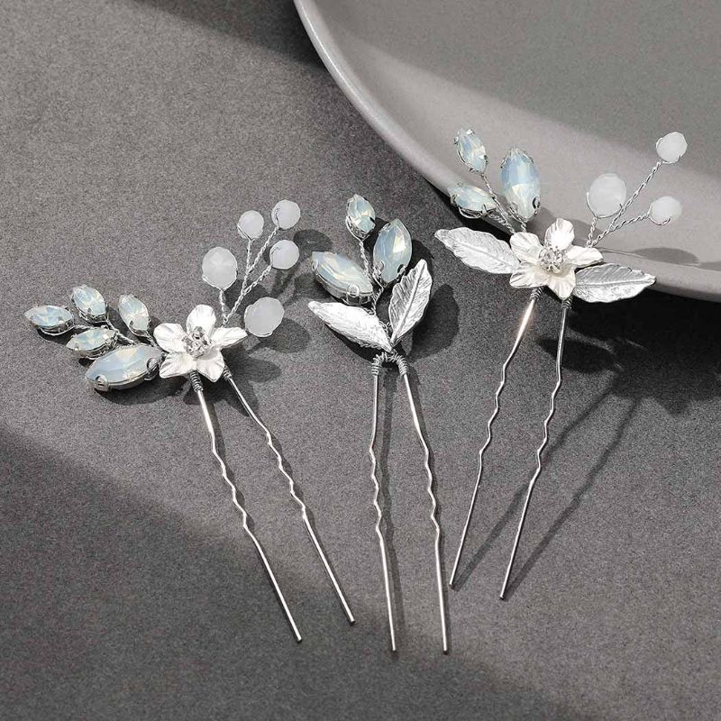 Photo 2 of 4 Pieces Bridal Wedding Hair Pins sliver Leaf Rhinestone Pearl Hair Pins Clips Headpiece Vintage Wedding Hair Accessories for Brides Bridesmaids Flower Girls (Leaf pearl crystal)  
