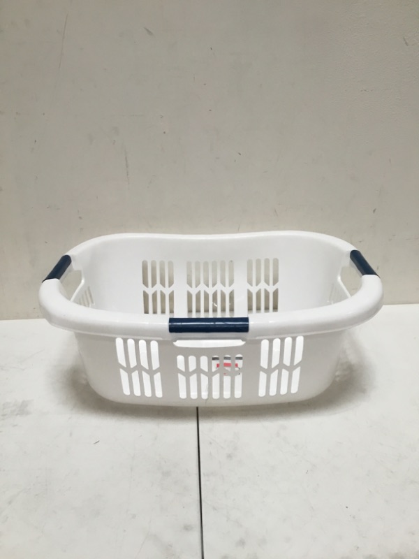 Photo 2 of Rubbermaid Hip Hugger Laundry Basket, Standard, White, 1.86 cu ft 1.5 Bushel Large Hip Hug Basket