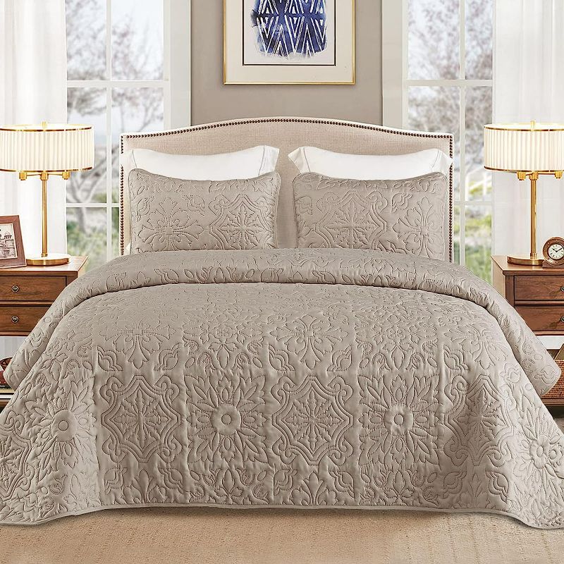 Photo 1 of Whale Flotilla 3-Piece King Size Quilt Set, Soft Ultrasonic Embossed Bedding Set, Lightweight Bedspread Coverlet with Damask Vintage Pattern, Reversible Bed Cover for All Seasons, Light Grey
