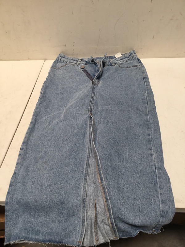 Photo 2 of SweatyRocks Women's Casual High Waist Denim Skirt Split Hem Raw Trim Midi Jean Skirts Medium Light Wash