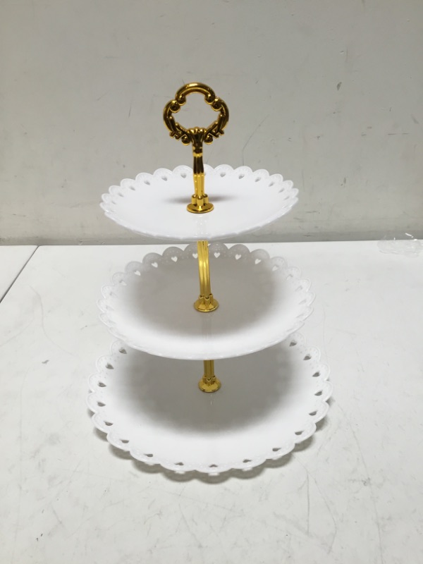 Photo 2 of Cabilock Plastic Platter Wedding Cake Stands Appetizer Tray Cake Display Stand Dessert Display Stand Fruit Plates Dried Fruit Plate Fruit Dish Fruit Tray White Pastry Plate Dessert Table
