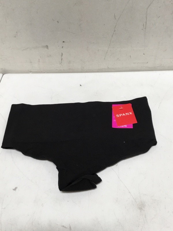 Photo 2 of SPANX Shapewear for Women Everyday Shaping Tummy Control Panties Thong Large Black