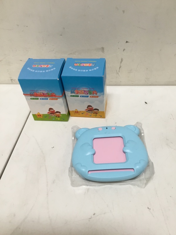 Photo 2 of Baby Chinese English Flash Cards Learning Toy 255 Cards Automatic Reading Education Talking Learning Toy for Toddlers
