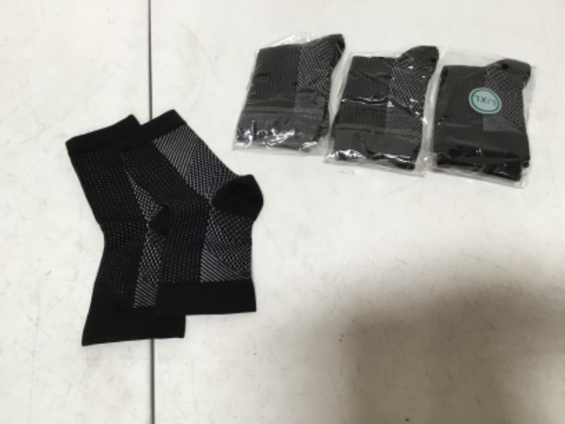 Photo 3 of Ythoi Soothe Socks for Neuropathy Pain, 4 Pairs Neuropathy Socks for Women and Men, Ankle Brace for Plantar Fasciitis Relief, Black, L/XL Black L/XL