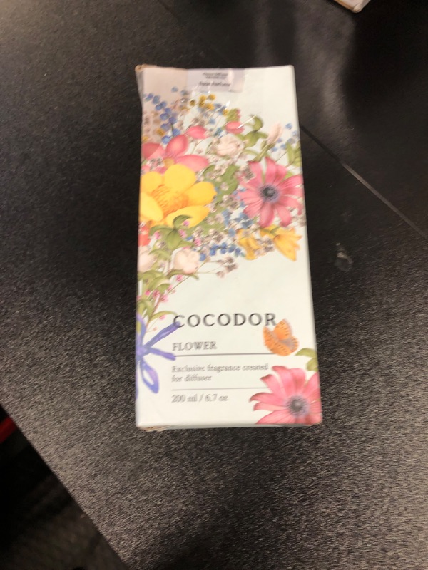 Photo 2 of ***EMPTY OF PERFUME*** Cocodor Preserved Real Flower Reed Diffuser/Rose Perfume / 6.7oz(200ml) / 1 Pack/Reed Diffuser Set, Oil Diffuser Reed Diffuser