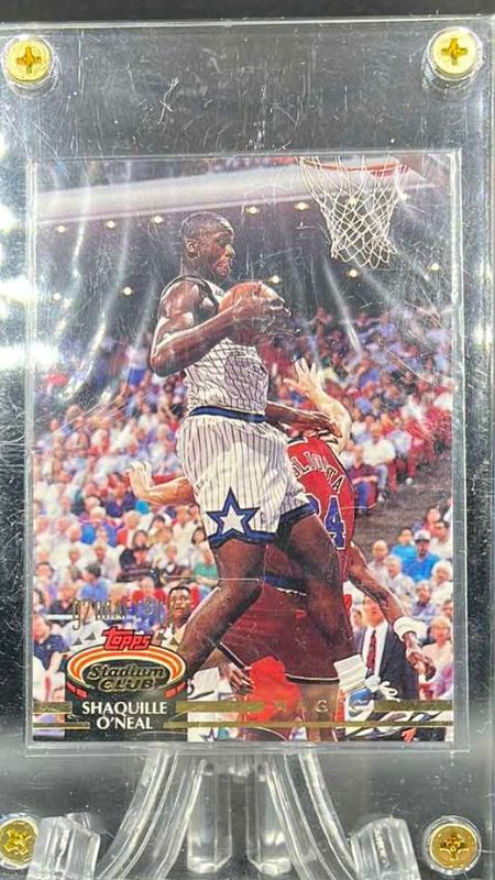 Photo 1 of 1992 SHAQUILLE O’NEAL TOPPS STADIUM CLUB ROOKIE CARD 247