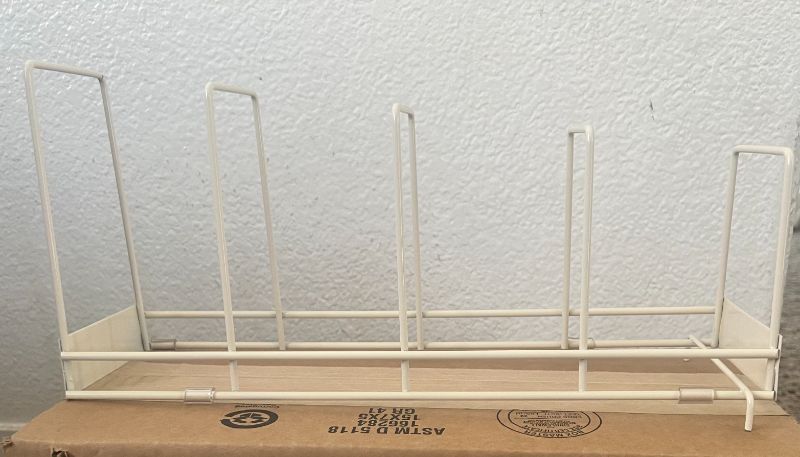 Photo 1 of ZAK DESIGNS PLATE/BOWL COMBO WIRE MERCHANDISING RACK