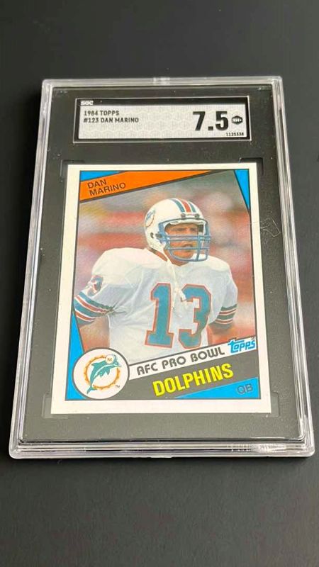 Photo 1 of 1984 DAN MARINO TOPPS ROOKIE RATED 7.5 CARD 123