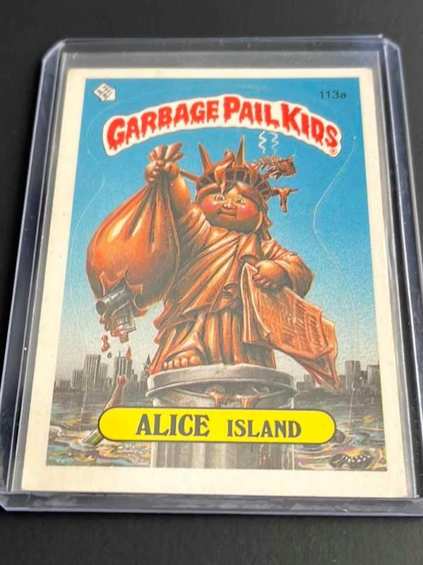 Photo 1 of 1986 GARBAGE PAIL KIDS ALICE ISLAND TOPPS CARD 113A