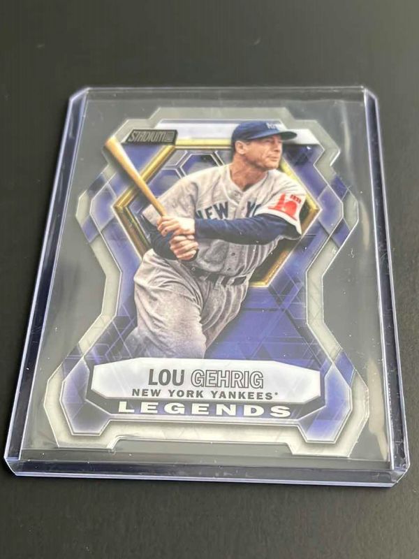 Photo 1 of 2016 LOU GEHRIG TOPPS STADIUM CLUB LEGENDS CARD LDC6