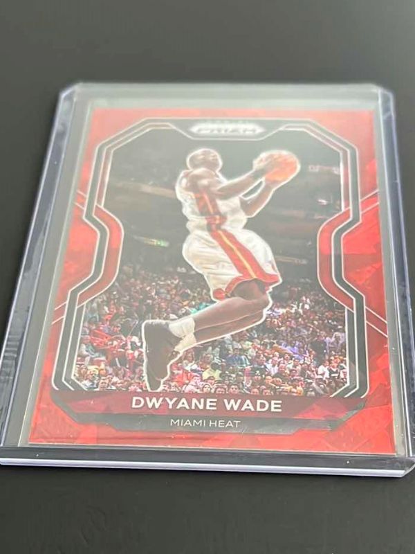 Photo 1 of 2020 DWAYNE WADE PANINI RED PRIZM CARD 195