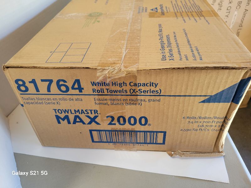 Photo 1 of TOWLMASTR MAX 2000 HIGH CAPACITY ROLL TOWELS 6 ROLLS 81764