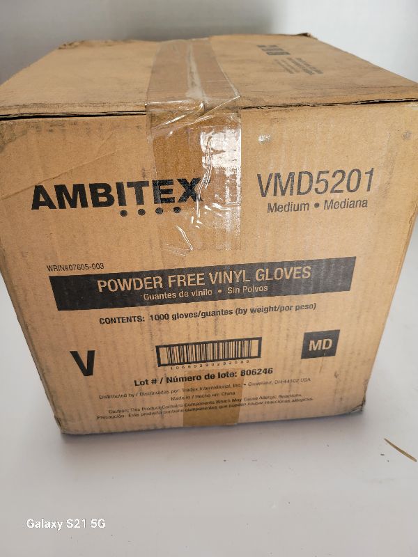 Photo 1 of AMBITEX 1000 MEDIUM POWDER FREE VINYL GLOVES VMD5201