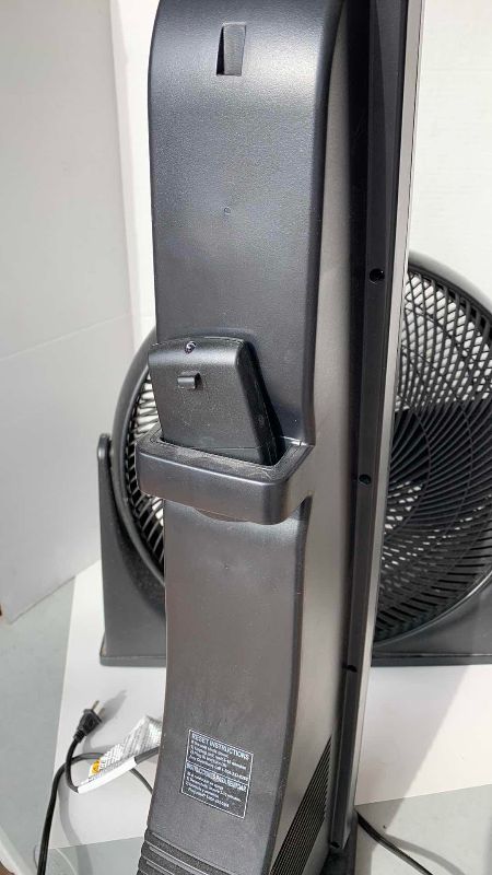 Photo 4 of HONEYWELL 20 INCH FAN AND LASKO SPACE HEATER WITH REMOTE
