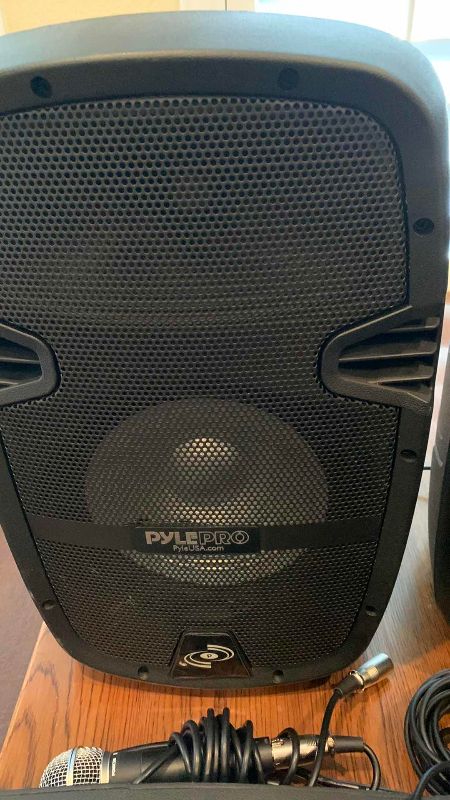 Photo 3 of PYLE PRO STERO AMPLIFIER WITH SPEAKERS PPHP210AMX 600 WATTS POWER