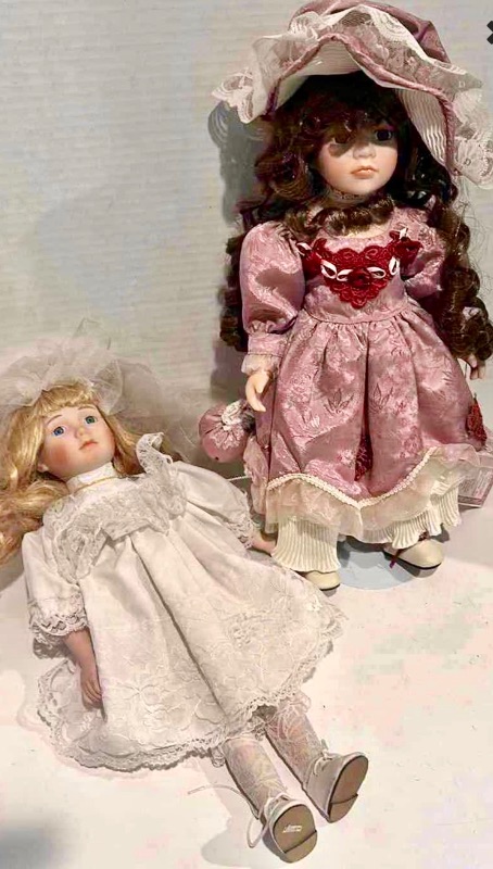 Photo 1 of 2 VINTAGE DOLLS 19”