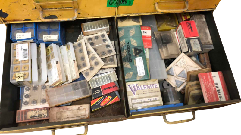 Photo 1 of 2 TRAYS OF THROWAWAY INSERTS