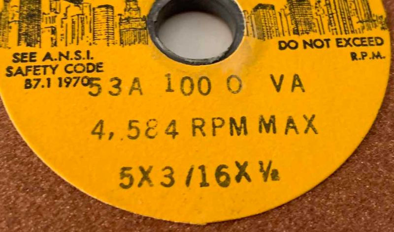 Photo 1 of CHICAGO BRAND GRINDING WHEEL (18PCS)