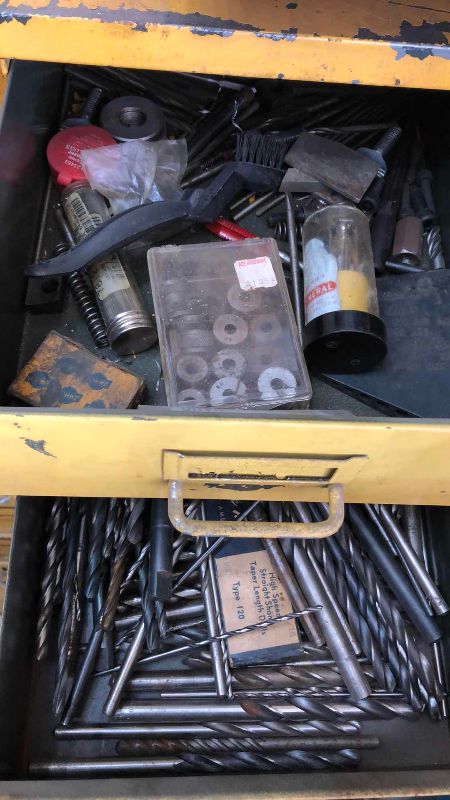 Photo 1 of 2 TRAYS OF DRILL BITS