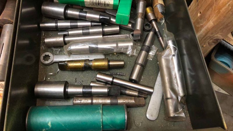 Photo 1 of 3 DRAWERS OF COLLETS AND STRAIGHT SHANKS