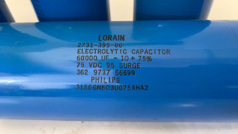 Photo 1 of 4 CAPACITORS