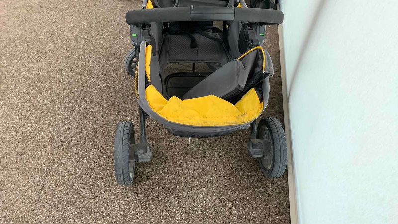 Photo 1 of EVENFLO PIVOT EXPLORE