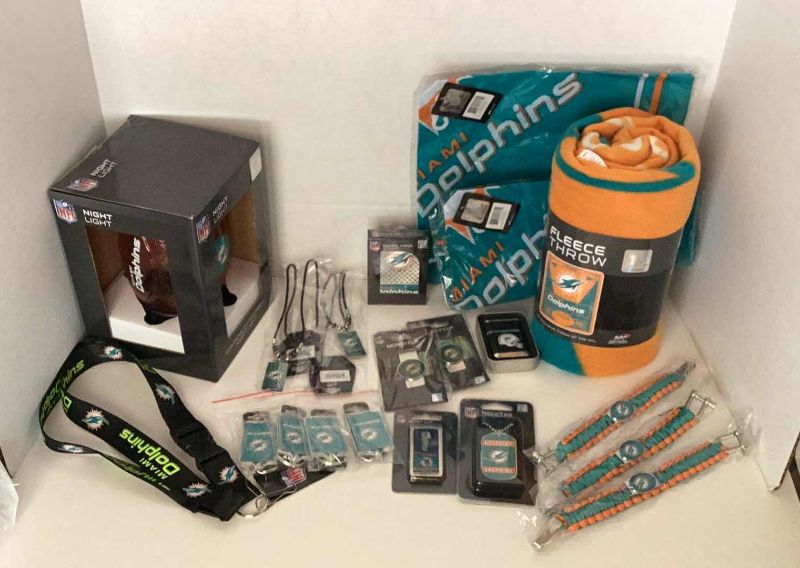 Photo 1 of NFL FAN PACK DOLPHINS