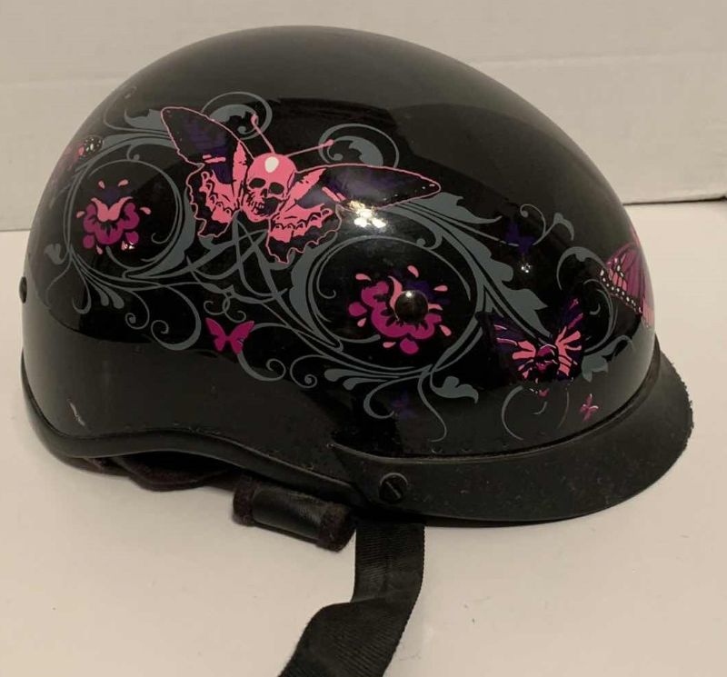 Photo 1 of WOMENS OUTLAW MOTORCYCLE HELMET SIZE S