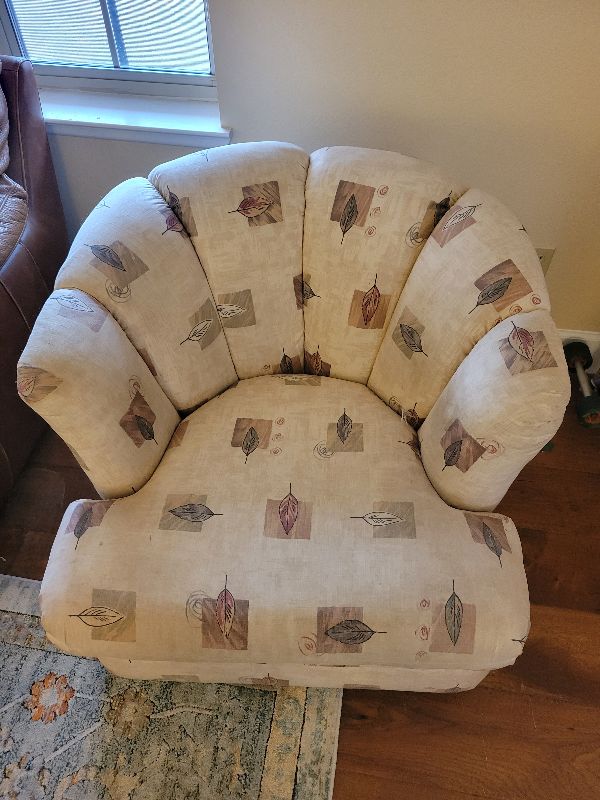 Photo 2 of CLAM BACK UPHOLSTERED CHAIR