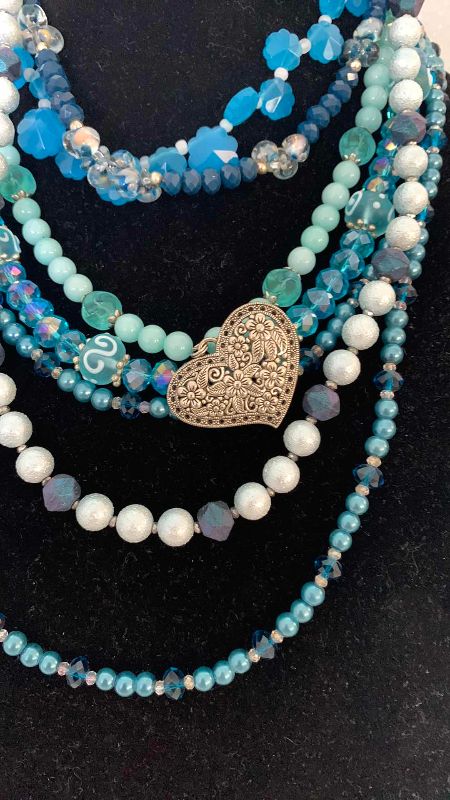 Photo 1 of 6-NECKLACESHANDMADE  LUXURY BEADED FASHION JEWELRY.