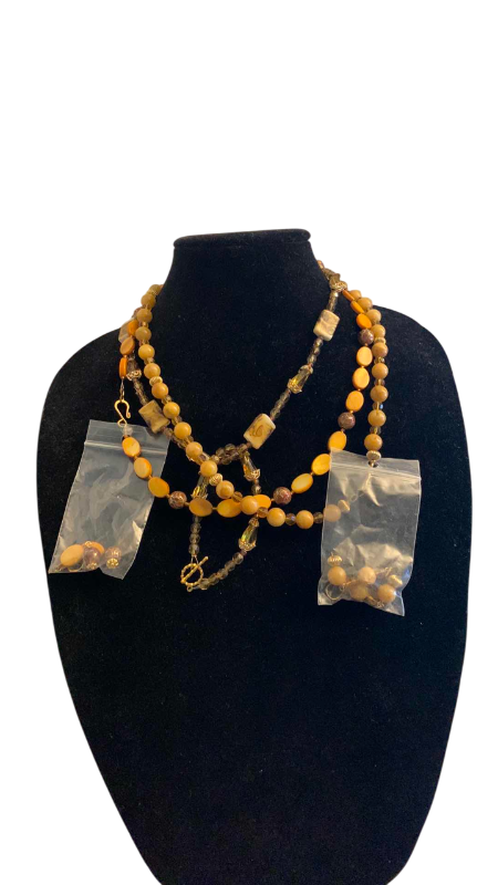 Photo 1 of FASHION JEWELRY 3-NECKLACES, 2-EARRINGS AND 1 BRACELET