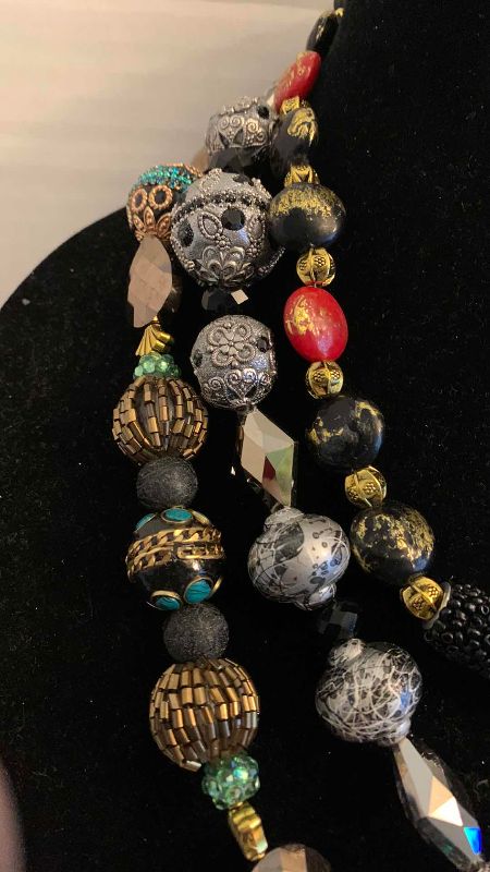 Photo 1 of FASHION JEWELRY 3-NECKLACES