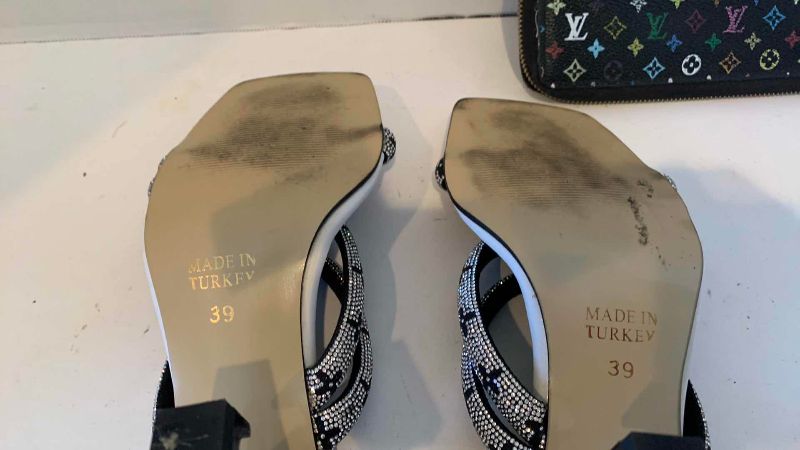 Photo 1 of FAUX LOUIS VUITTON SHOES SIZE 39 AND WALLET