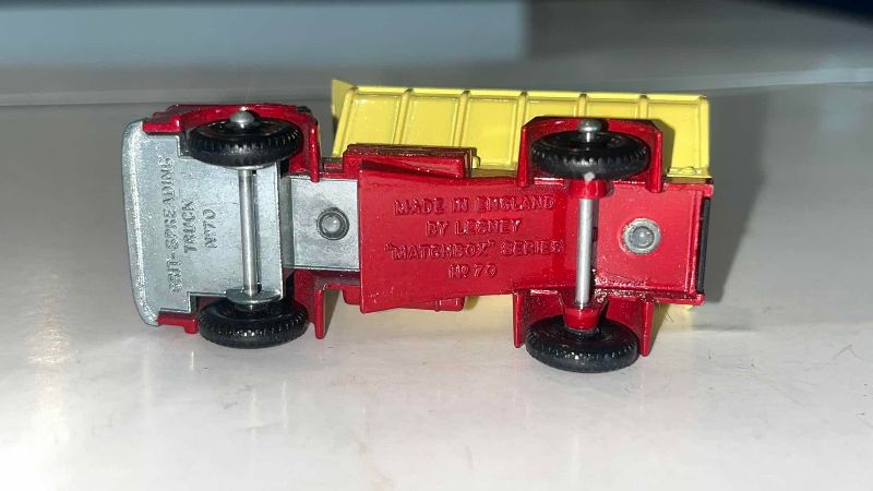 Photo 1 of VINTAGE MATCHBOX SERIES NO. 70 GRIT SPREADING TRUCK MADE IN ENGLAND