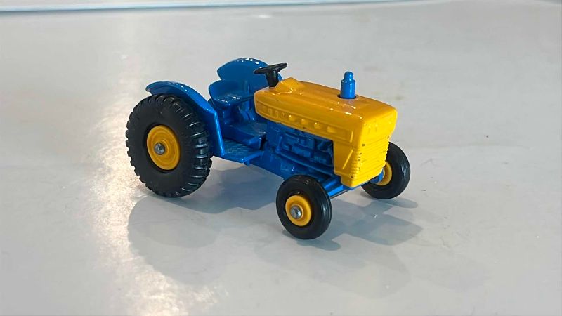 Photo 1 of VINTAGE MATCHBOX SERIES NO. 39 FORD TRACTOR