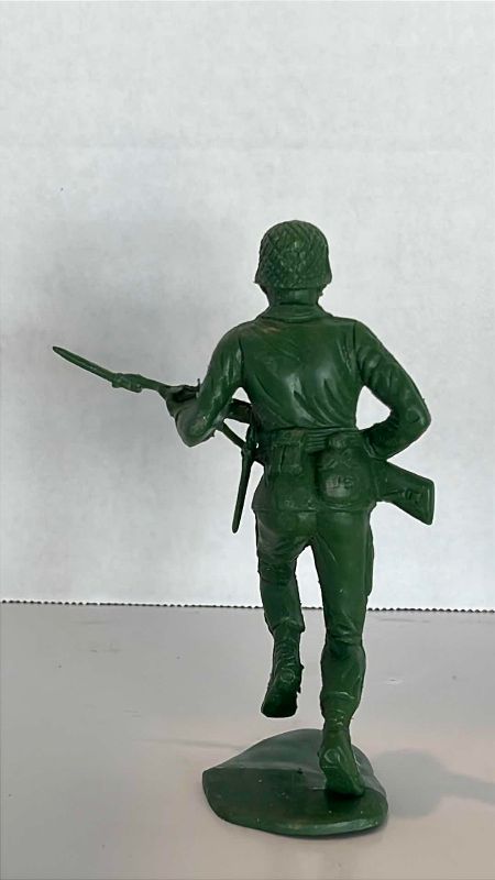 Photo 1 of VINTAGE MARX TOY UNITED STATES ARMY WWII SOLDIER