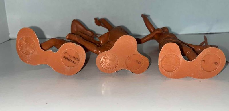 Photo 1 of VINTAGE MARX TANK TOY 1964 NATIVE AMERICAN INDIANS